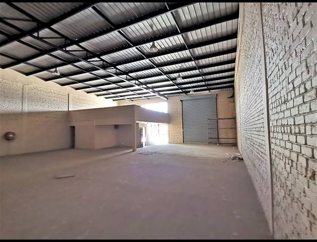 396M² WAREHOUSE TO LET IN POMONA